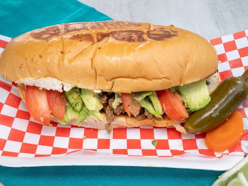 Taqueria Yolanda (Food Truck) food